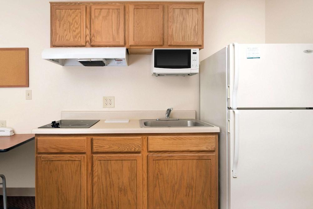 Extended Stay America Select Suites - Tallahassee - Northwest ภายนอก รูปภาพ